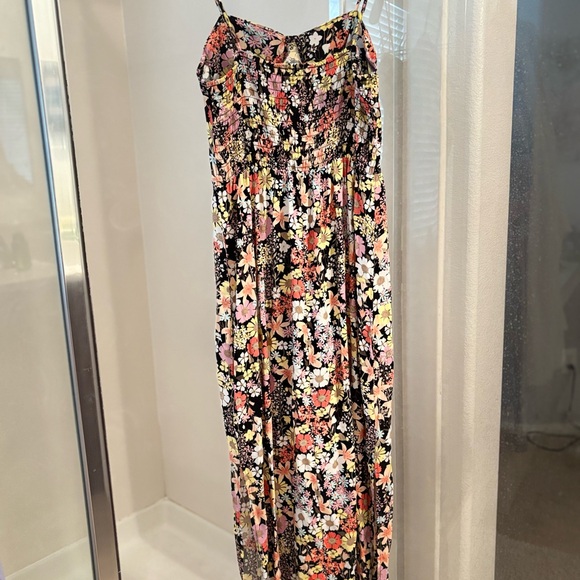 Lily Rose Floral Patterned Sun Dress - Picture 2 of 5